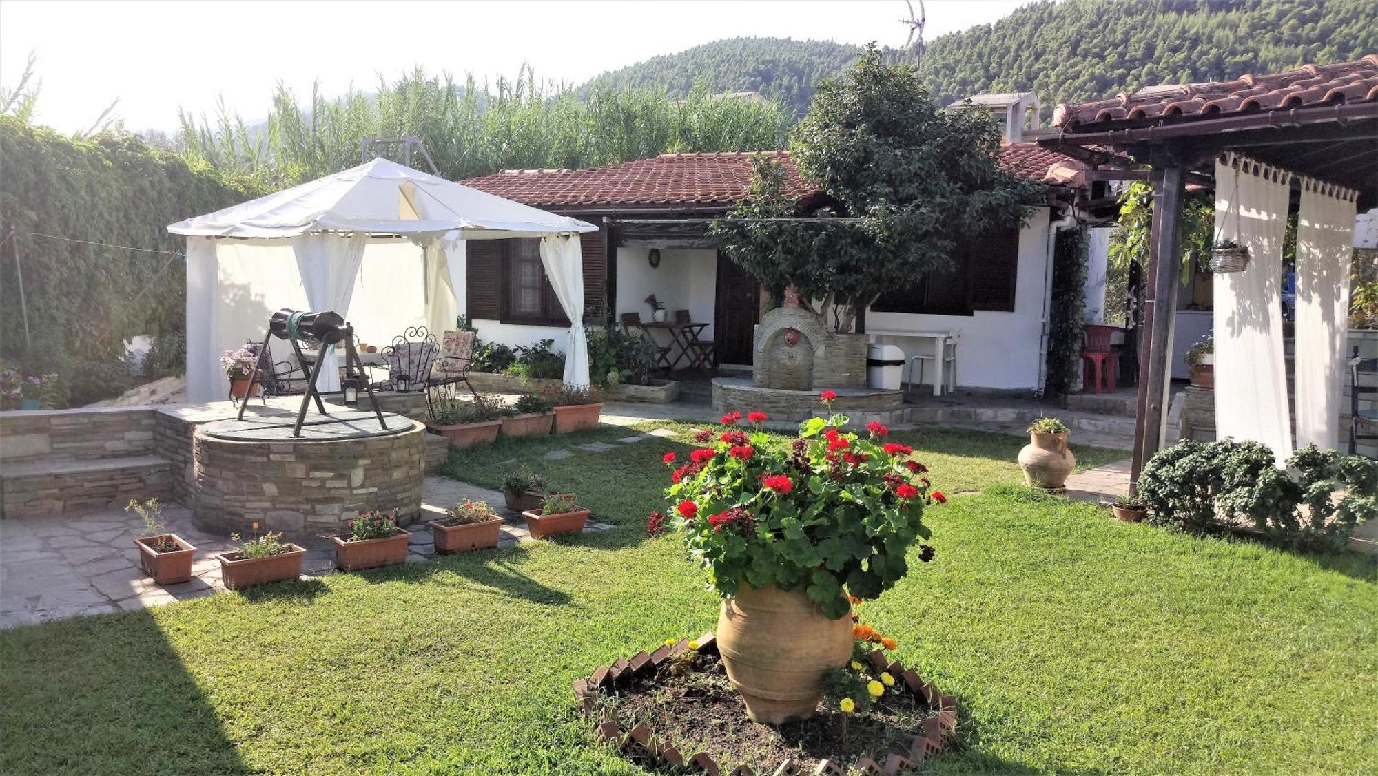 Ferienwohnung Jenny'S Garden Vourvourou Exterior foto
